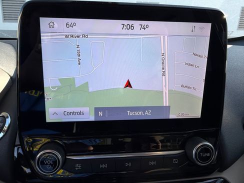 Used 2021 Ford EcoSport Titanium FWD image 9