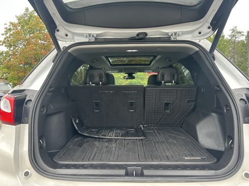 Used 2020 Chevrolet Equinox Premier AWD/4WD image 22