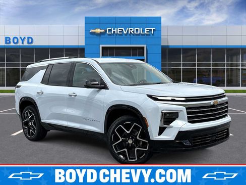 New 2026 Chevrolet Traverse High Country FWD image 1