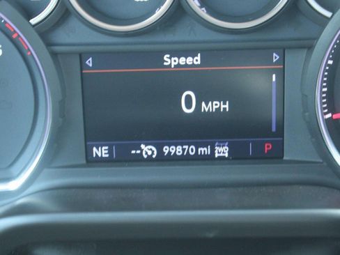 Used 2019 Chevrolet Silverado 1500 LT w/ All-Star Edition image 19