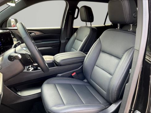 Used 2026 Chevrolet Traverse LT AWD/4WD image 21