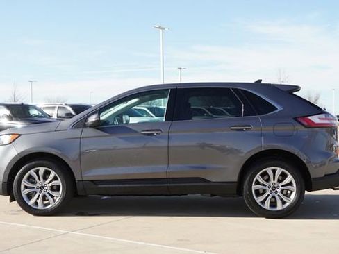 Used 2024 Ford Edge Titanium image 6