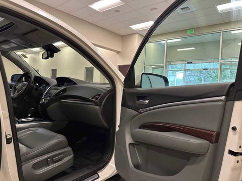 Used 2014 Acura MDX SH-AWD w/ Technology Package image 29
