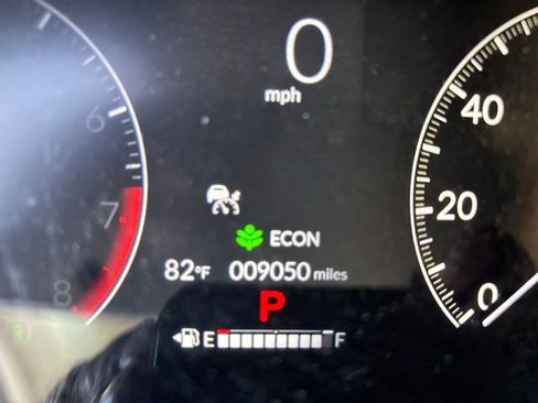 Certified 2026 Honda HR-V LX image 5