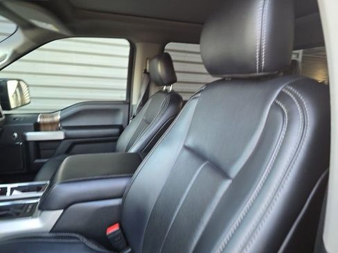 Used 2019 Ford F150 Lariat w/ Equipment Group 502A Luxury image 8
