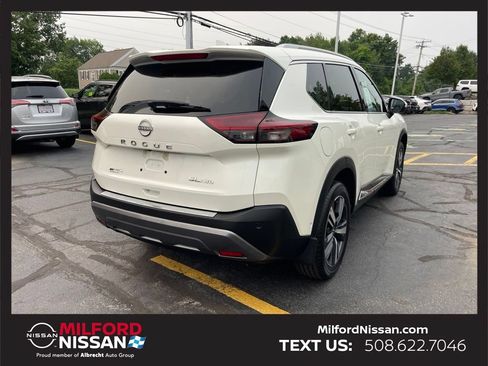 Used 2023 Nissan Rogue SL w/ SL Premium Package AWD/4WD image 5
