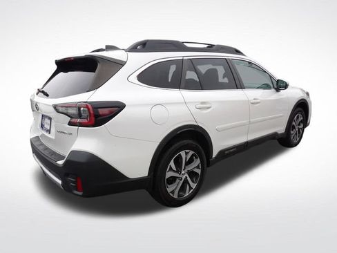 Used 2022 Subaru Outback Limited AWD/4WD image 11