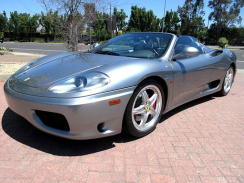 Used 2004 Ferrari 360 Spider image 1