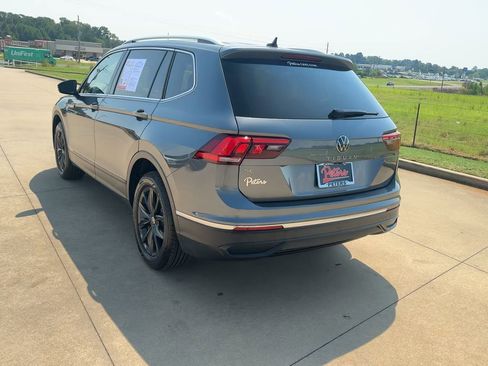 Used 2024 Volkswagen Tiguan SE image 7