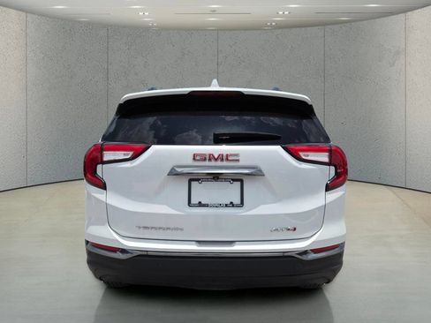 Used 2022 GMC Terrain AT4 w/ Infotainment Package II AWD/4WD image 6