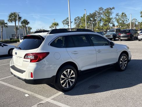 Used 2015 Subaru Outback 2.5i Limited image 7