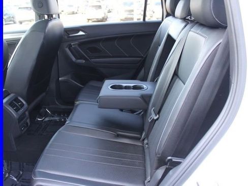 Used 2024 Volkswagen Tiguan SE R-Line image 25