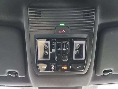 New 2026 Volkswagen Atlas Cross Sport SEL Premium R-Line image 30