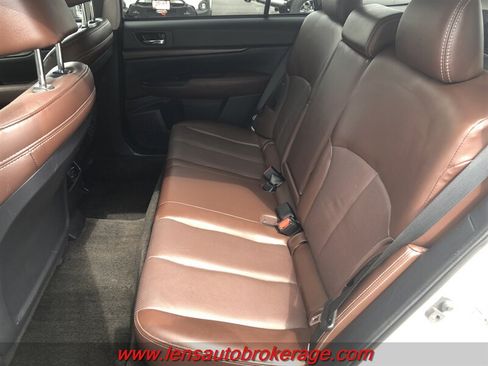 Used 2013 Subaru Outback 2.5i Limited AWD/4WD image 17