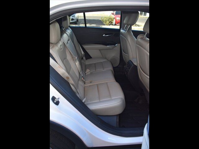 Used 2020 Cadillac XT4 Premium Luxury FWD image 25