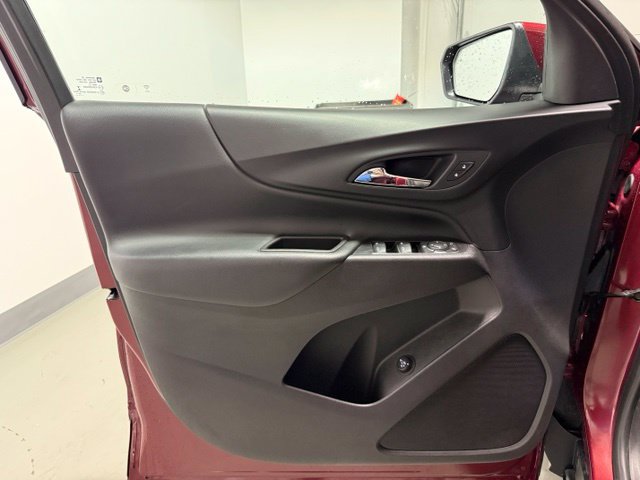 Used 2019 Chevrolet Equinox LT FWD image 11
