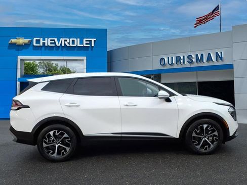 Used 2023 Kia Sportage EX image 2