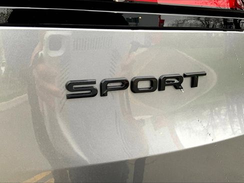 Used 2025 Land Rover Range Rover Sport Dynamic SE image 15
