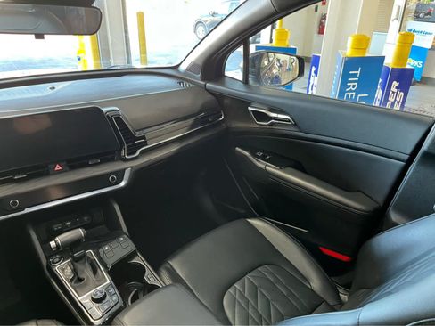 Used 2023 Kia Sportage X-Line w/ X-Line Premium Package AWD/4WD image 15