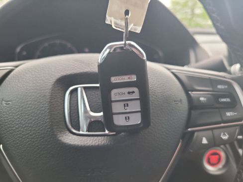 Used 2021 Honda Accord Sport image 27