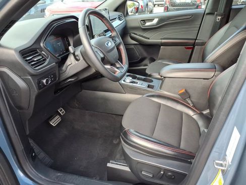 Used 2024 Ford Escape ST-Line w/ Tech Pack #1 AWD/4WD image 10