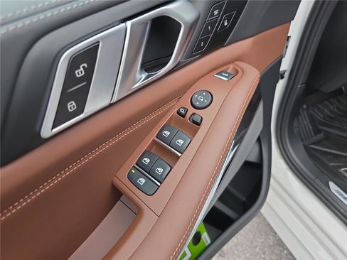 New 2026 BMW X5 xDrive40i w/ M Sport Package image 20