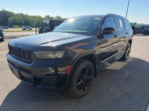 Used 2021 Jeep Grand Cherokee L Laredo AWD/4WD image 7