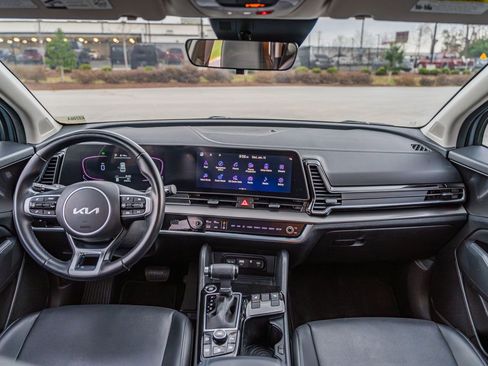 Used 2023 Kia Sportage EX image 26