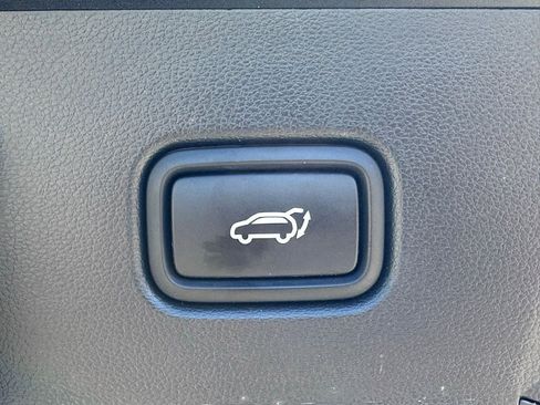 Used 2024 Hyundai Tucson Limited FWD image 14