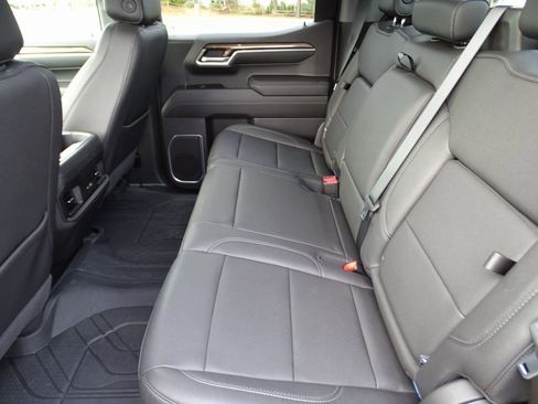 Used 2022 Chevrolet Silverado 1500 RST w/ Rally Edition image 8