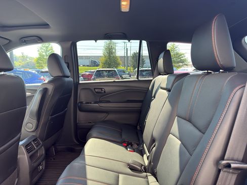 Used 2022 Honda Passport TrailSport image 10
