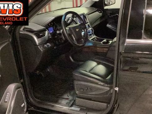 Used 2018 Chevrolet Suburban LT AWD/4WD image 12