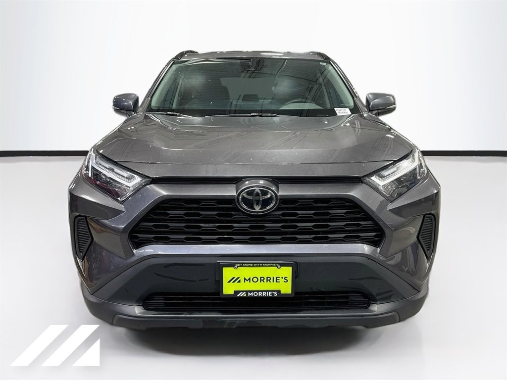 Used 2024 Toyota RAV4 XLE AWD/4WD image 2