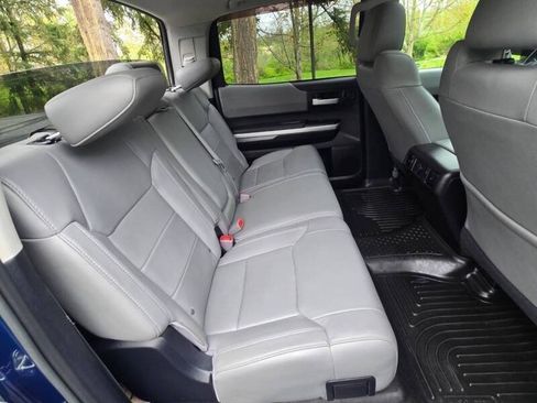 Used 2014 Toyota Tundra Limited w/ Limited Premium Package AWD/4WD image 16