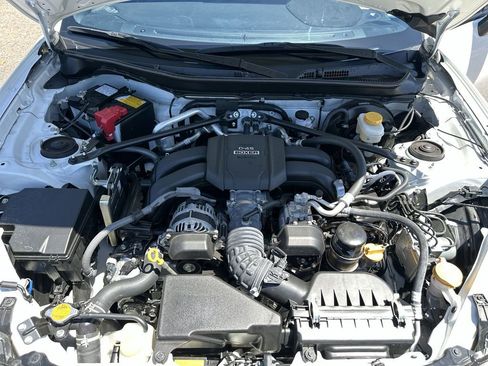 Used 2025 Toyota GR86 Premium image 33