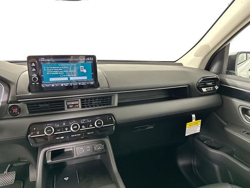 Used 2025 Honda Pilot EX-L image 20