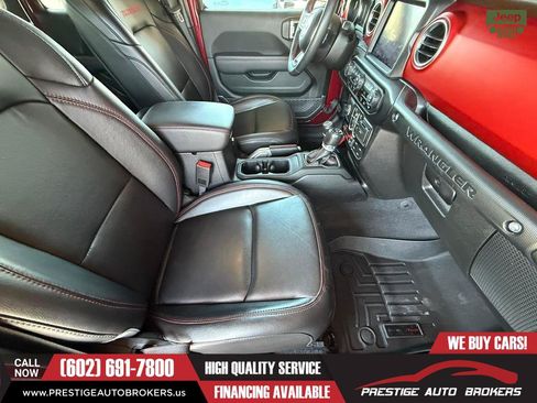 Used 2021 Jeep Wrangler Unlimited Rubicon AWD/4WD image 32