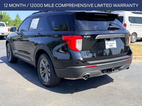 Certified 2023 Ford Explorer XLT w/ Equipment Group 202A RWD image 5