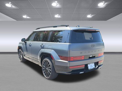 Certified 2025 Hyundai Santa Fe Calligraphy FWD image 7