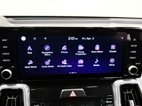 Certified 2023 Kia Sorento SX AWD/4WD image 24