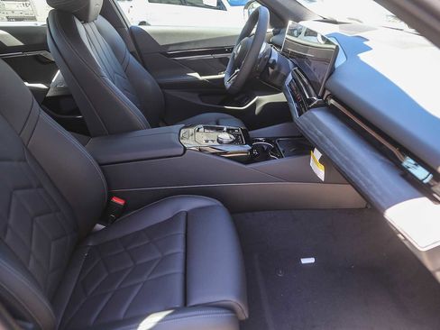 New 2026 BMW 530i w/ M Sport Package image 13