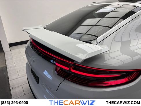 Used 2018 Porsche Panamera Turbo image 34