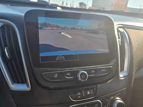 Used 2023 Chevrolet Malibu LT image 28