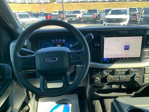 New 2026 Ford F250 XLT w/ XLT Premium Package AWD/4WD image 9