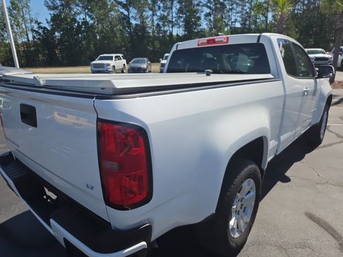 Used 2022 Chevrolet Colorado LT w/ Fleet Safety Package RWD image 6