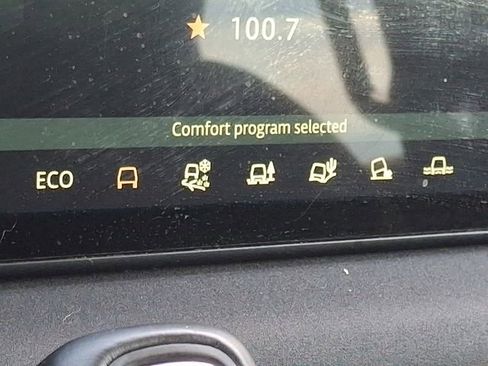 Used 2020 Land Rover Defender 110 AWD/4WD image 24