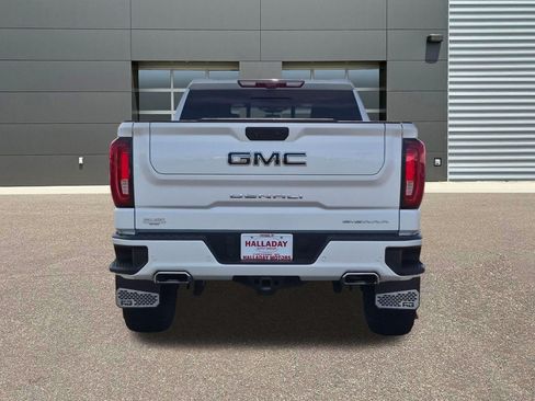 Used 2023 GMC Sierra 1500 Denali w/ Technology Package AWD/4WD image 7
