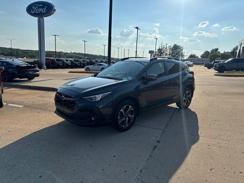 Used 2024 Subaru Crosstrek 2.0i Premium AWD/4WD image 7
