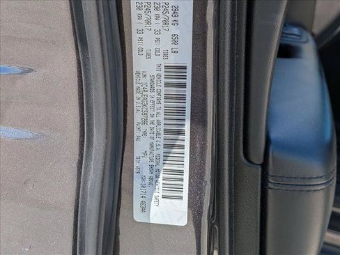 Used 2019 Jeep Grand Cherokee Laredo RWD image 21