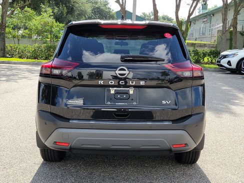 Certified 2023 Nissan Rogue SV FWD image 6